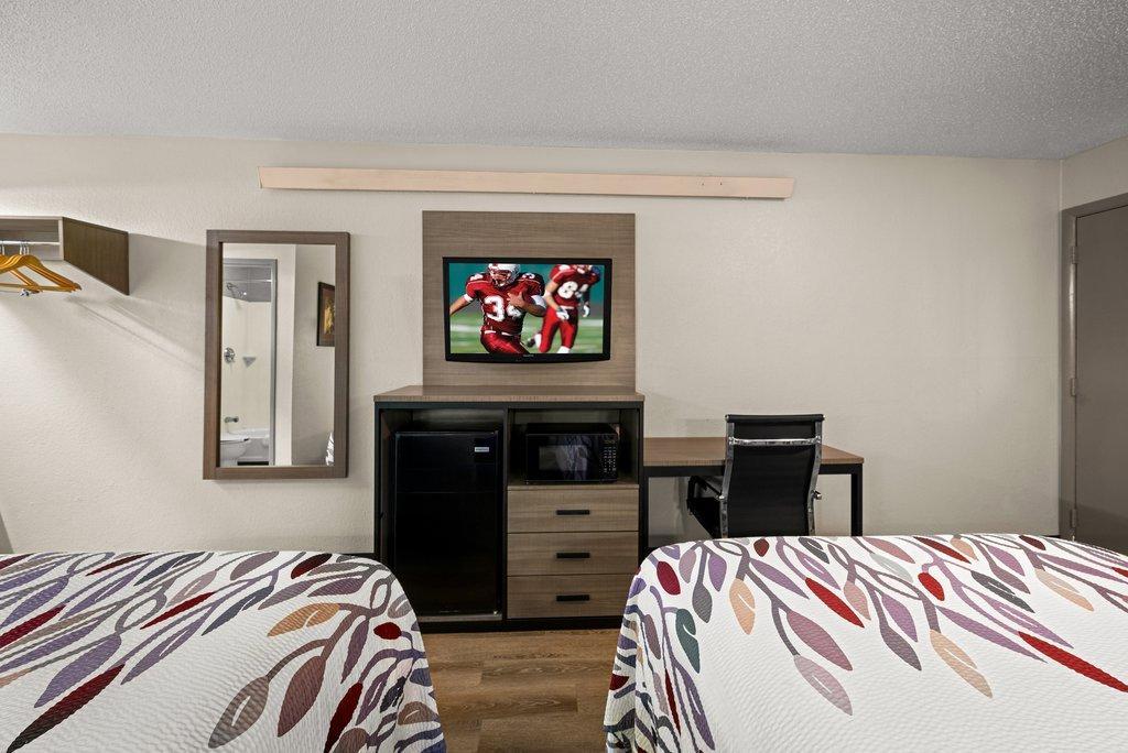 Red Roof Inn Detroit - Royal Oak/Madison Heights Bagian luar foto