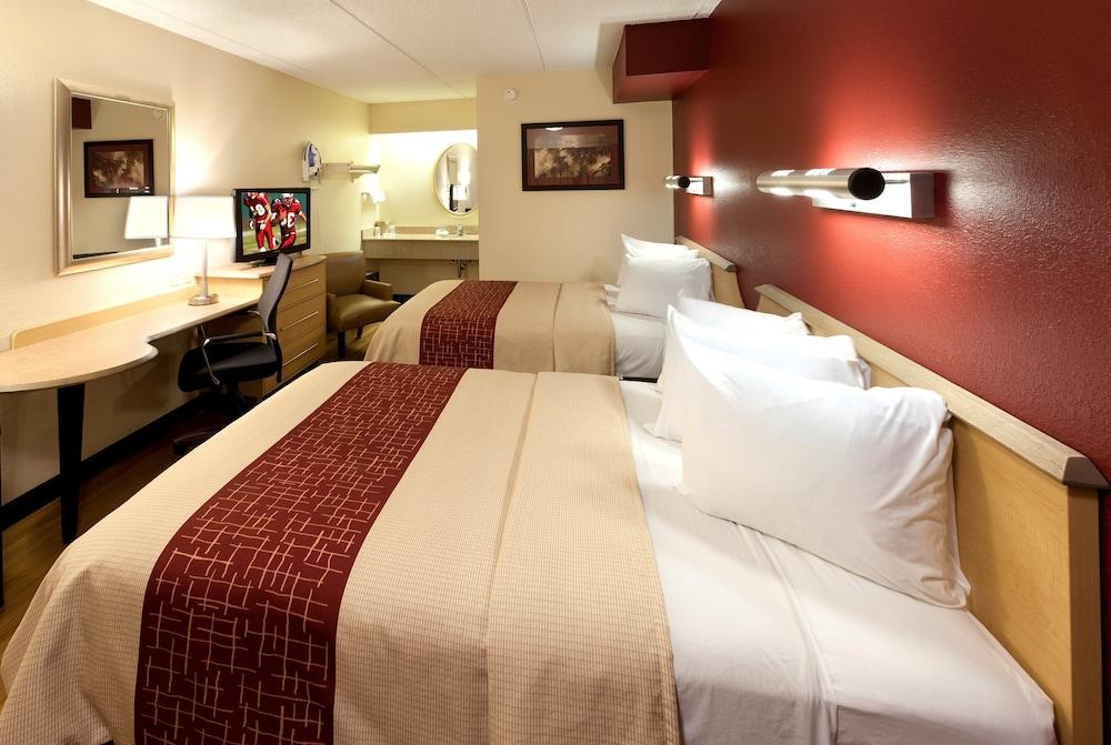 Red Roof Inn Detroit - Royal Oak/Madison Heights Bagian luar foto
