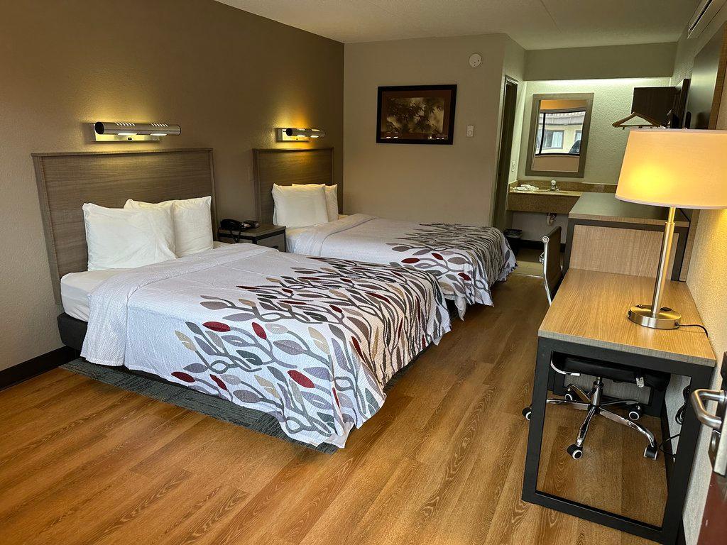 Red Roof Inn Detroit - Royal Oak/Madison Heights Bagian luar foto