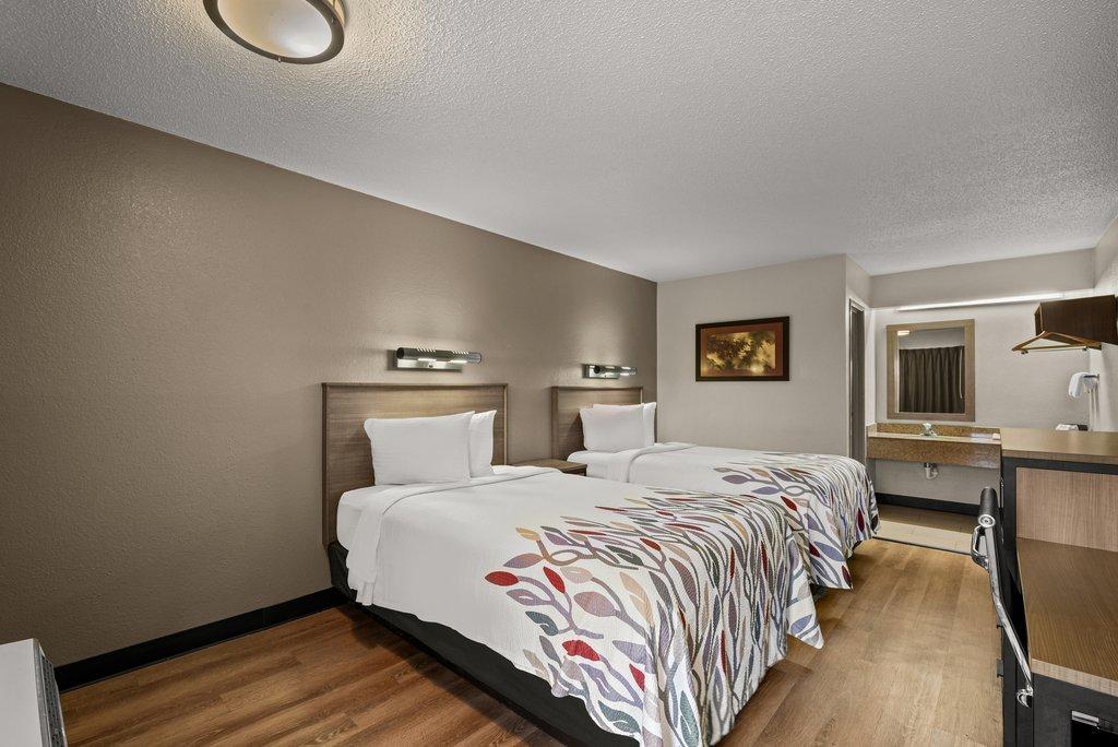Red Roof Inn Detroit - Royal Oak/Madison Heights Bagian luar foto