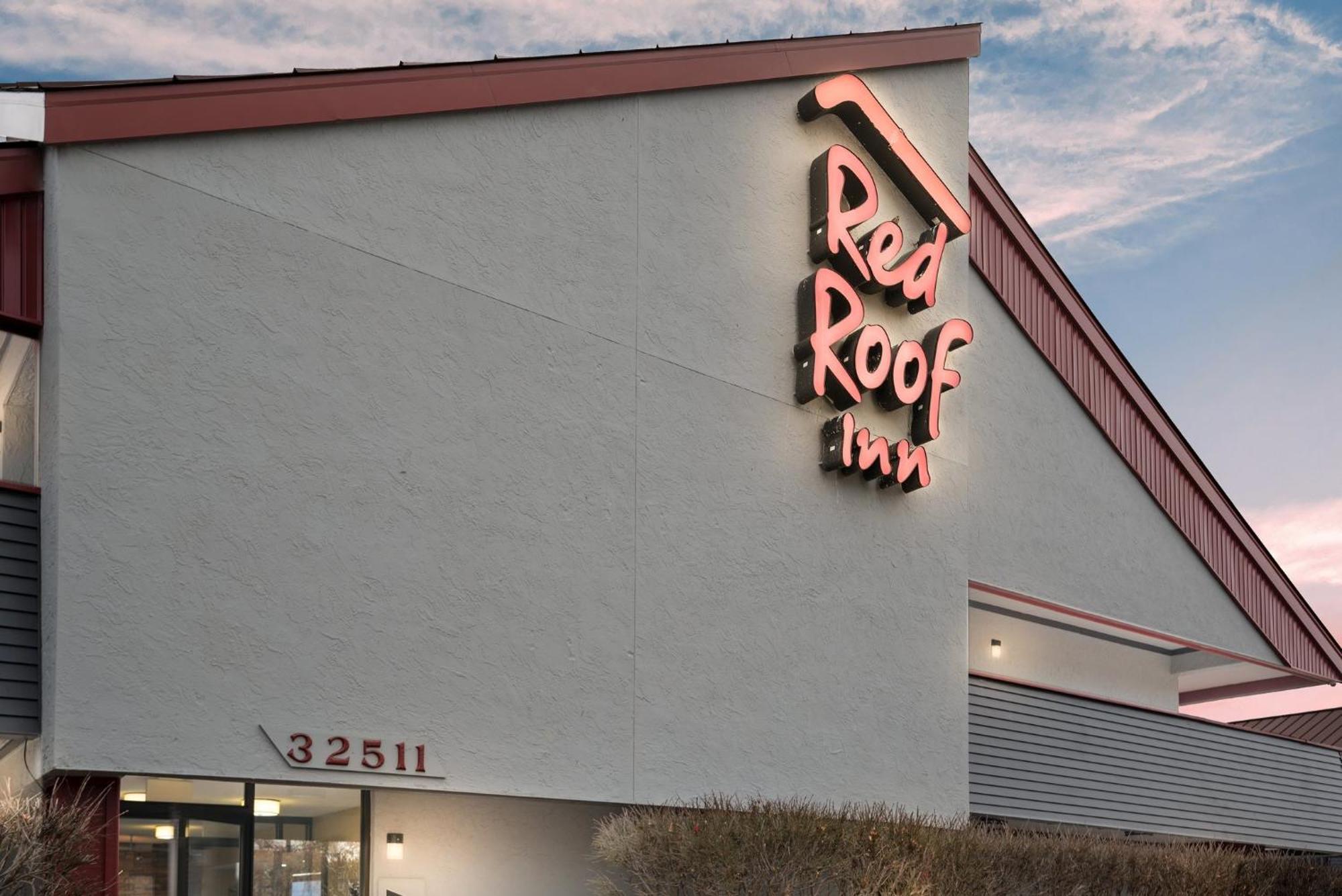 Red Roof Inn Detroit - Royal Oak/Madison Heights Bagian luar foto