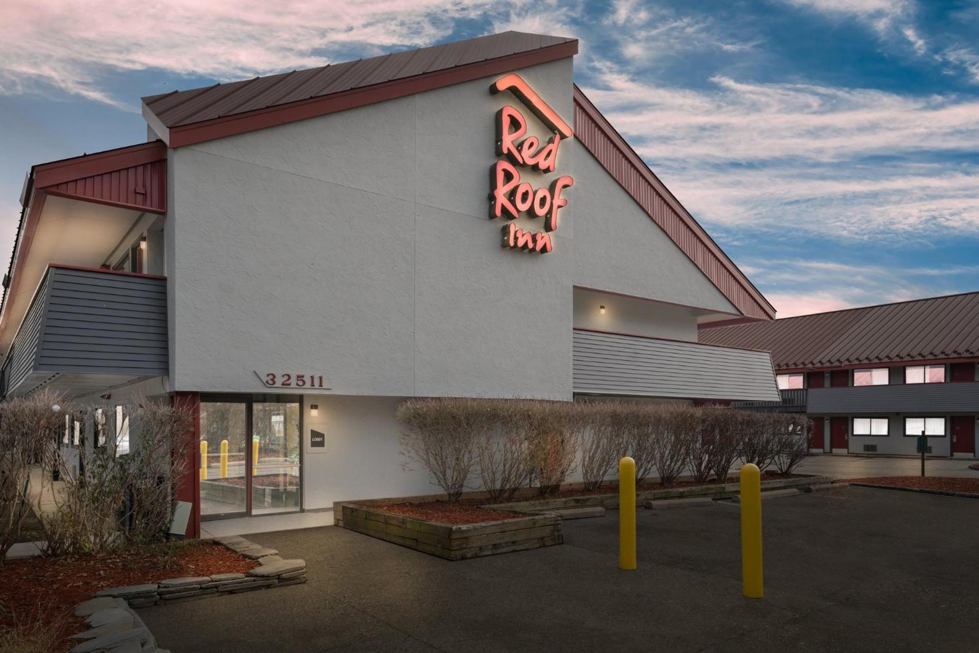 Red Roof Inn Detroit - Royal Oak/Madison Heights Bagian luar foto